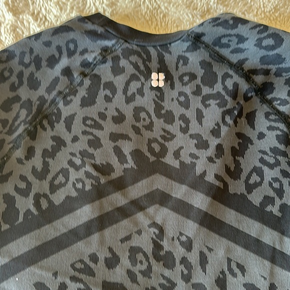 [Sweaty Betty] Ski Base Layer Top - Picture 7 of 7